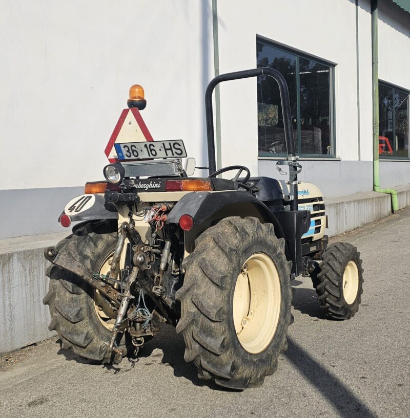 Trator Lamborghini Runner 250 - 4x4 com 25cv - Image 3